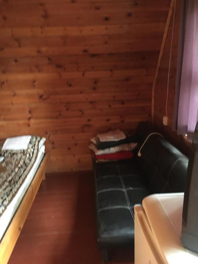 Hotel Номера В Деревянных Домиках Fontanka Esterno foto