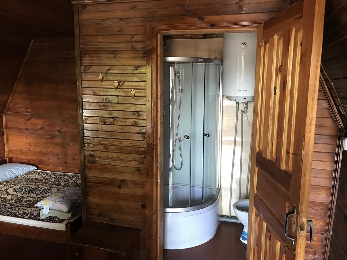 Hotel Номера В Деревянных Домиках Fontanka Esterno foto