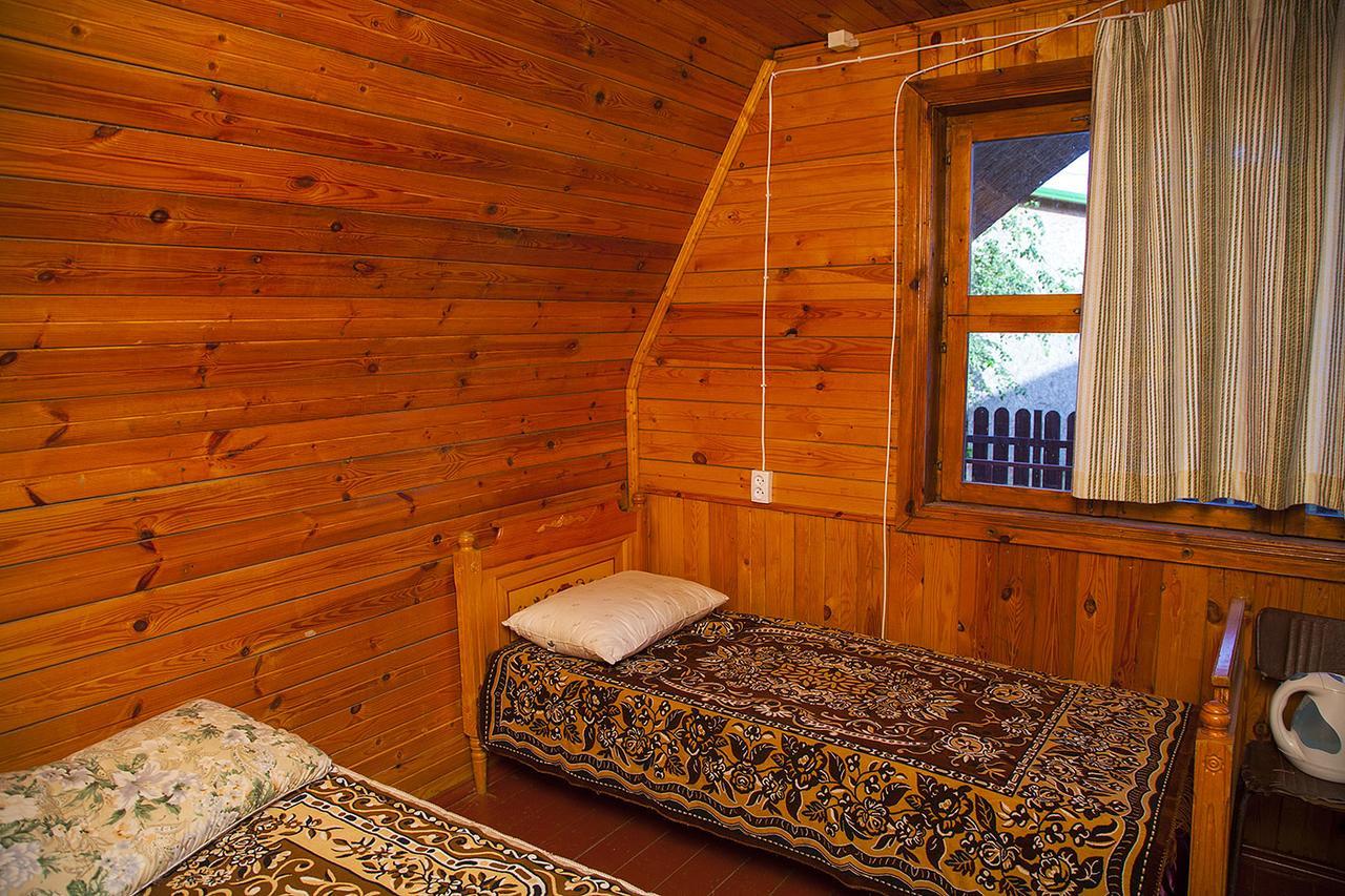 Hotel Номера В Деревянных Домиках Fontanka Esterno foto